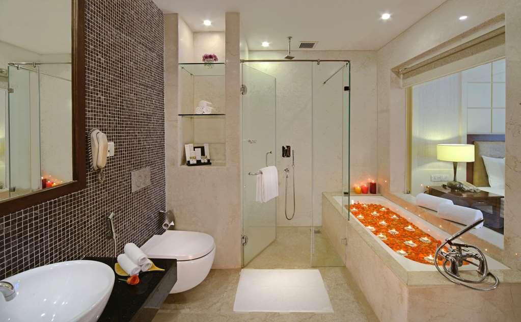 Country Inn & Suites By Radisson, Goa Candolim Bagian luar foto