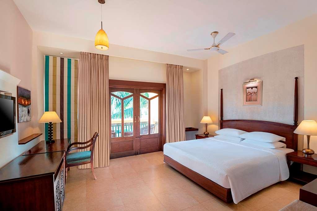 Country Inn & Suites By Radisson, Goa Candolim Ruang foto